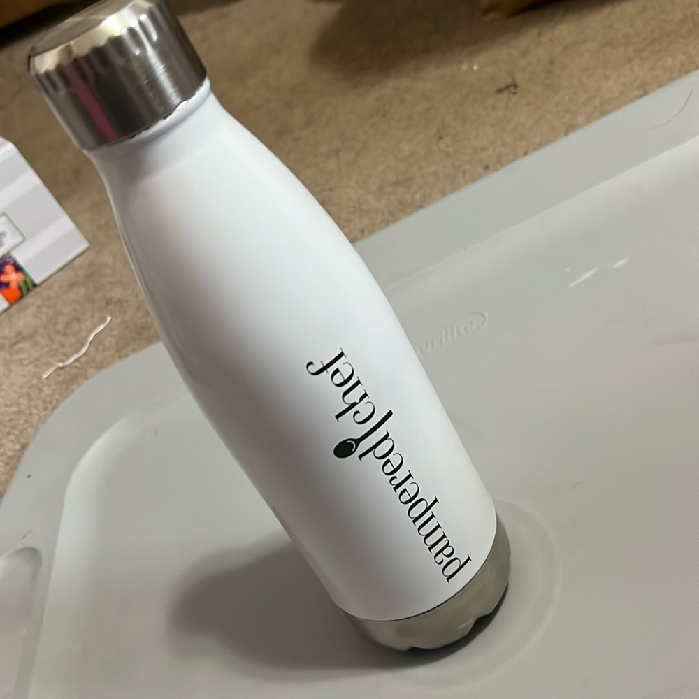 Pampered chef water bottle